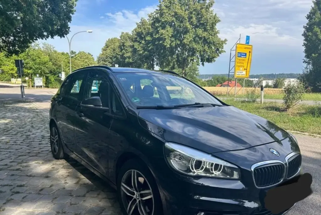Bmw 220D Active Tourer 8 000 eur