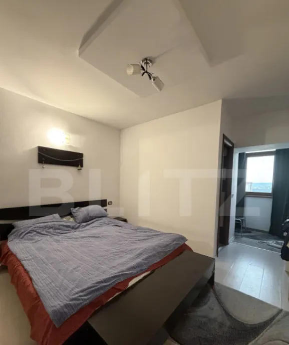 Apartament 3 camere 87 56 mp utili zona Calea Severinului
