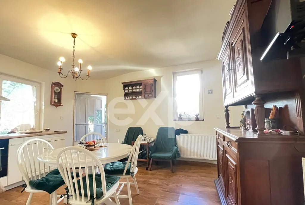 Apartament 4 Camere Punctele Cardinale 117 mp 2 Bai