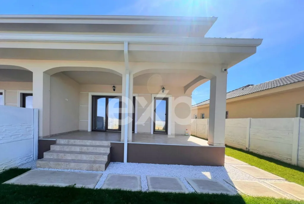 Apartament 4 Camere Punctele Cardinale 117 mp 2 Bai