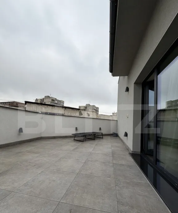 Apartament tip penthouse 2 camere decomandate terase panor