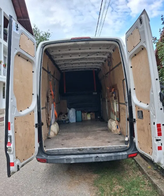 Vw crafter An fabricatie 2014 Km 435700 reali Motor 2 0 136 CP Model lung 4 3 m 8 500 eur