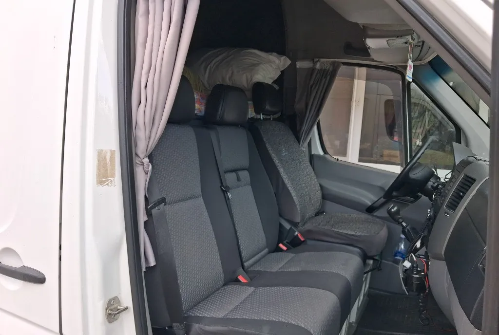 Vw crafter An fabricatie 2014 Km 435700 reali Motor 2 0 136 CP Model lung 4 3 m 8 500 eur