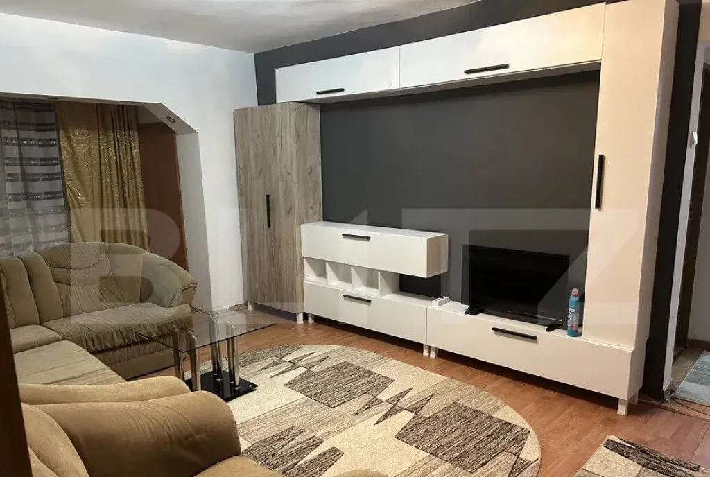 Apartament 2 camere la parter zona Lama