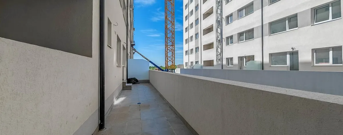 Berceni apartament 2 camere decomandat etaj 1