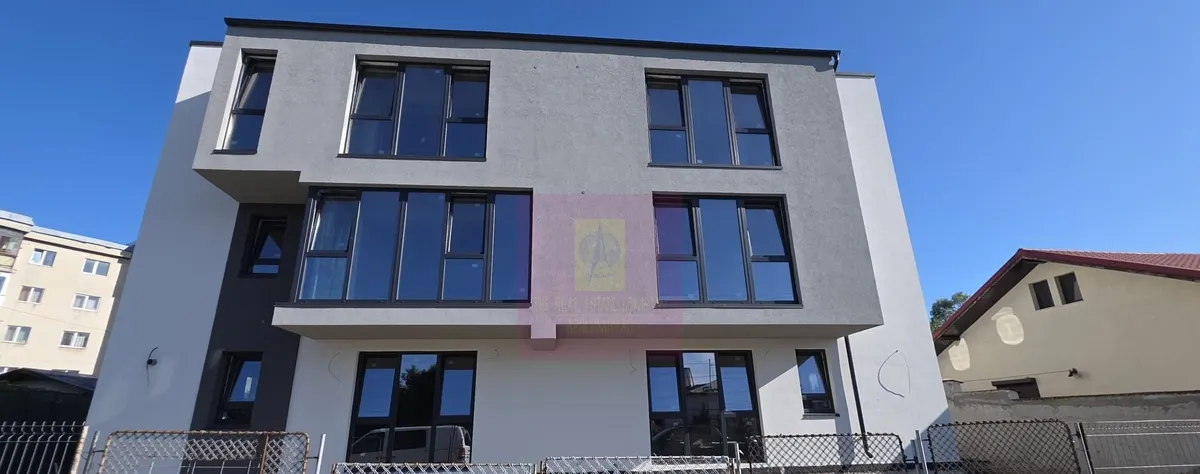 Apartament nou cu 4 camere de vanzare in Campina