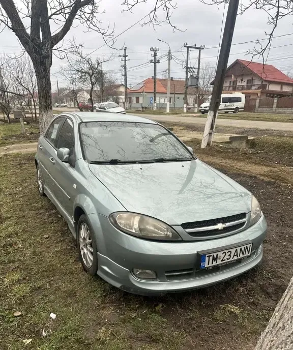 Chevrolet lacetti 6 000 lei