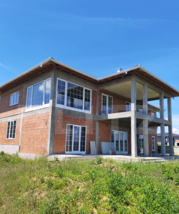 Vila exclusivista cu panorama spectaculoasa si proiect