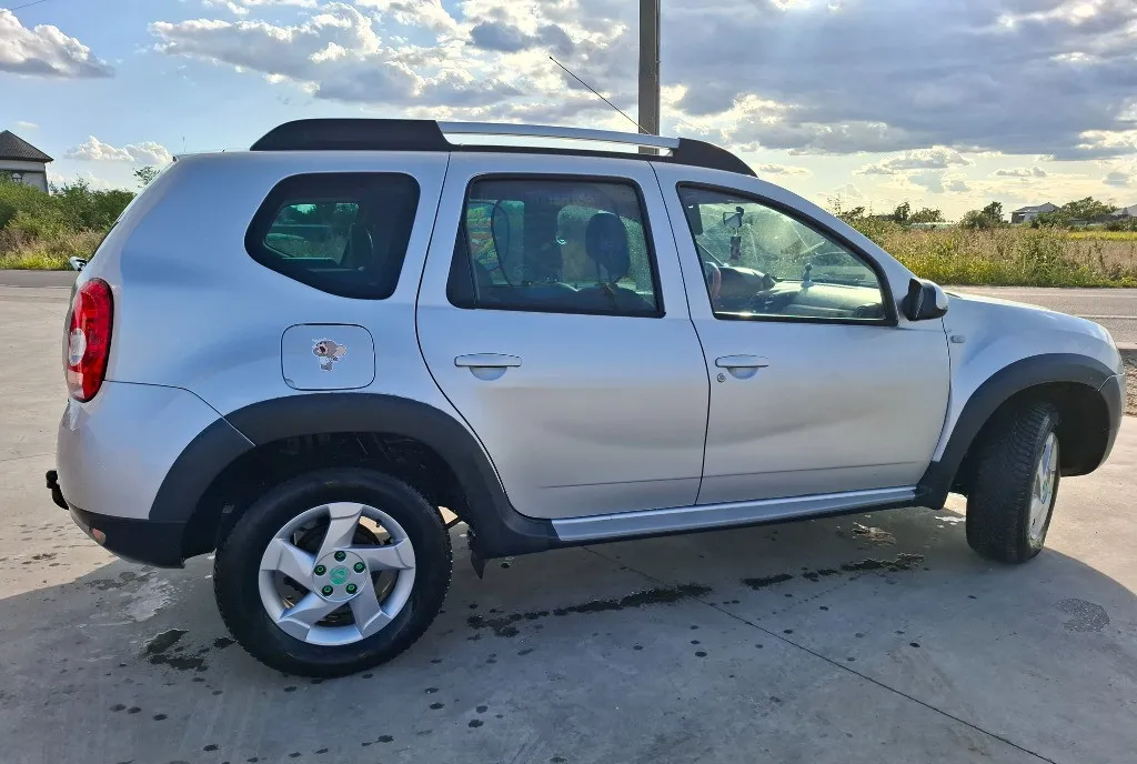 Dacia duster 1 5 4x4 6 200 eur