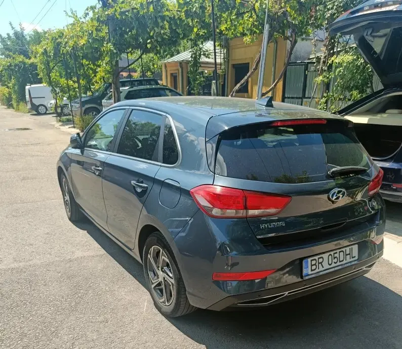 HYUNDAI i30 1 5 DPI mdash 2022 15 950 eur