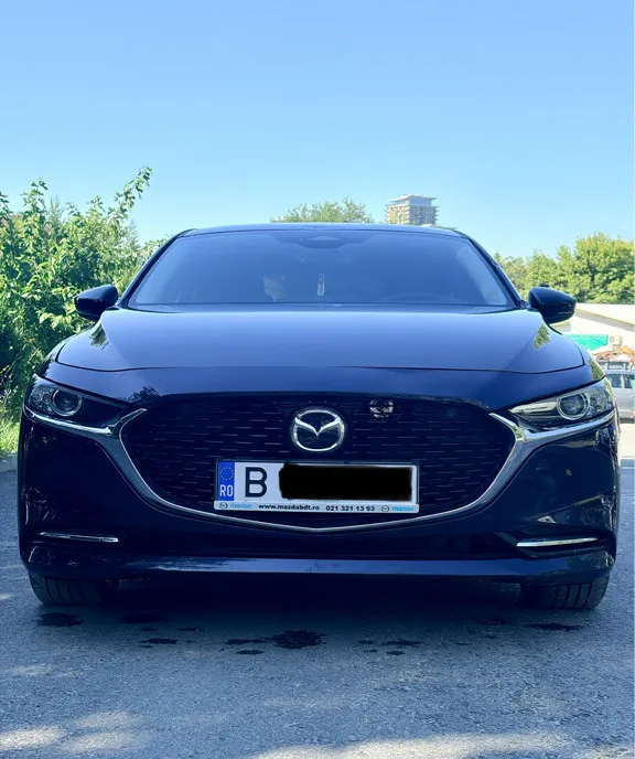 Mazda 3 2 0 Skyactiv X 20 000 km 17 000 eur