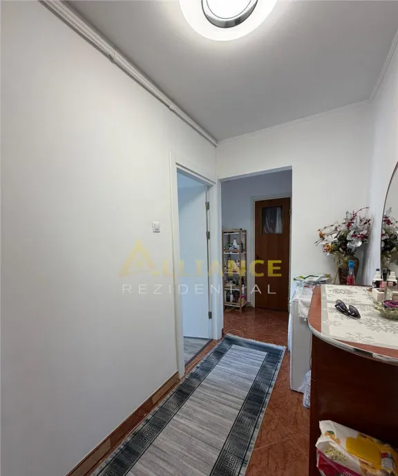 Ozana Ap 4 cam 2 bai si boxa metrou 7 minute