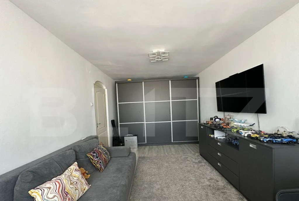 Apartament de vanzare cu 2 camere 49 mp zona Nicolae Balc