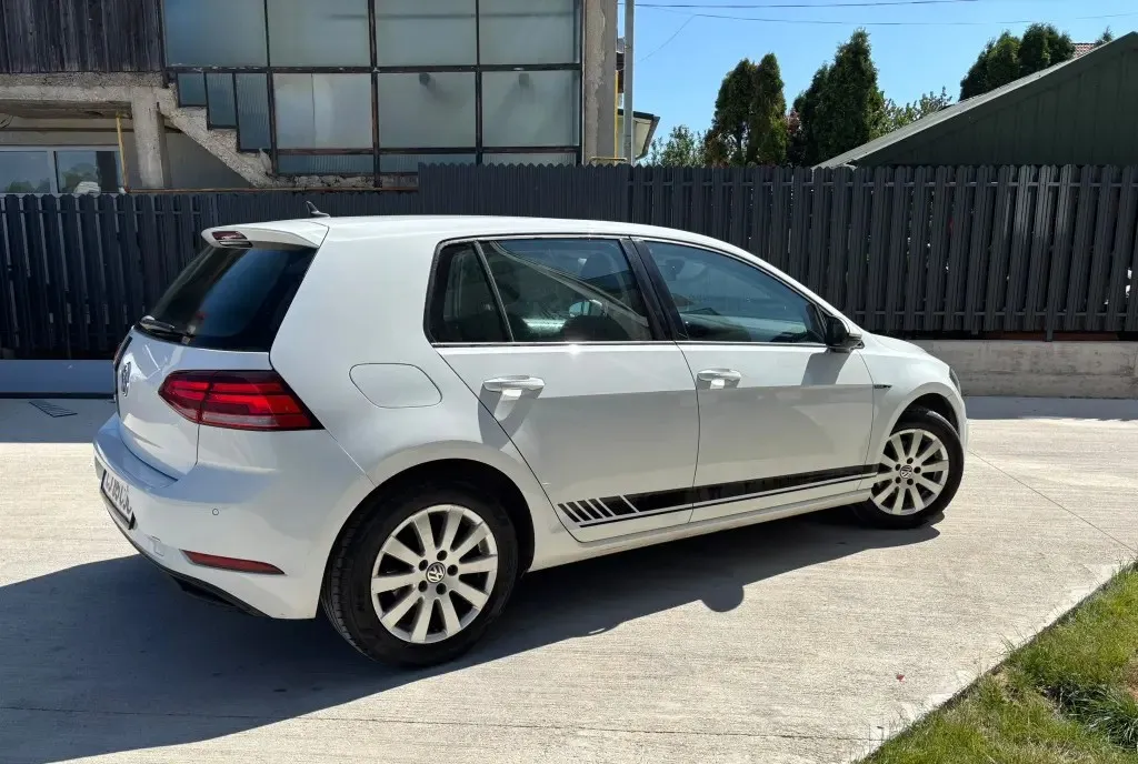 VW Golf 7 5 / 1 0 TSI 2018 - EURO 6 10 450 eur
