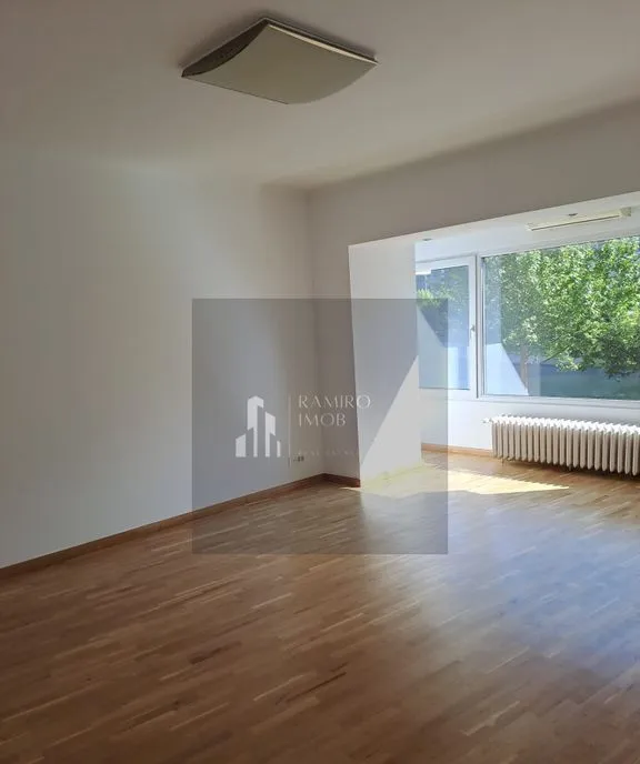 Apartament 4 camere Unirii ultracentral