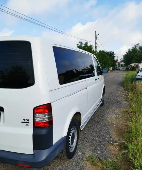 Volkswagen Transporter 8 500 eur