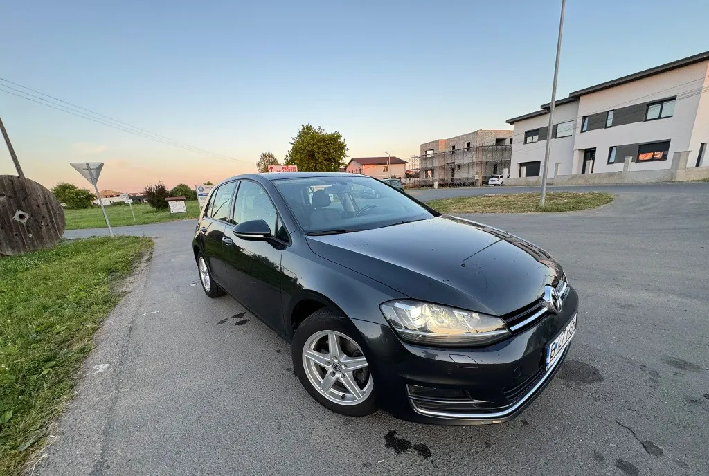 Volkswagen Golf 1 4 TSI ALLSTAR 12 500 eur
