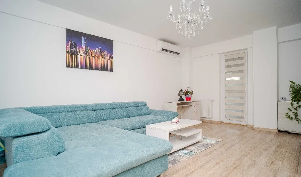 Apartament 3 camere decomandat confort sporit 10min Mall Moldova