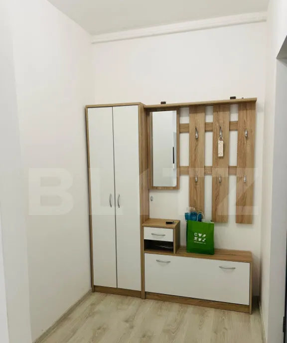 Apartament semidecomandat cu 2 camere 53 mp zona Teilor