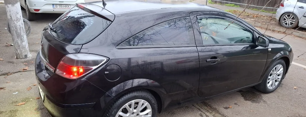 Opel Astra H GTC Turbo 1 6 180 cp 3 500 eur