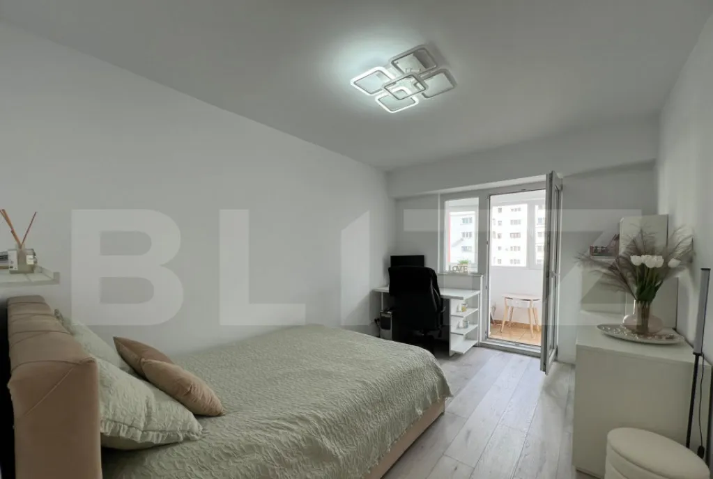Apartament 3 camere 73 mp etaj intermediar zona Piata Mar