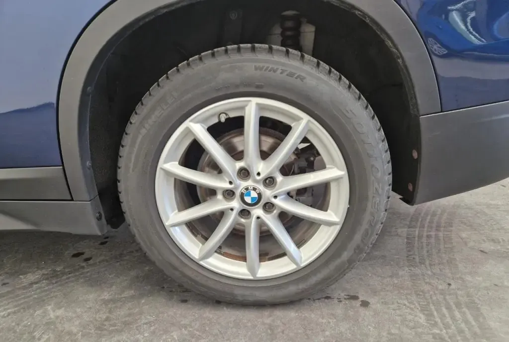 BMW X1 4x4 automat 2019 2 0 15 999 eur