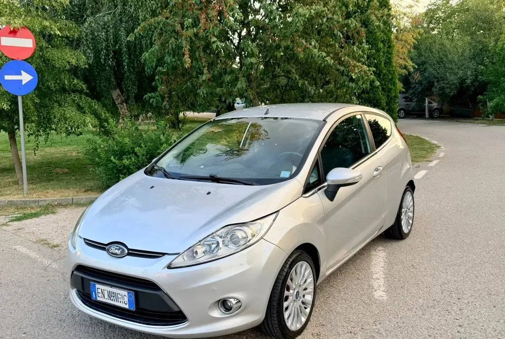 FORD FIESTA Facelift Titanium bull 2013 bull 1 4 TDCi bull 85 CP bull EURO 5 2 750 eur
