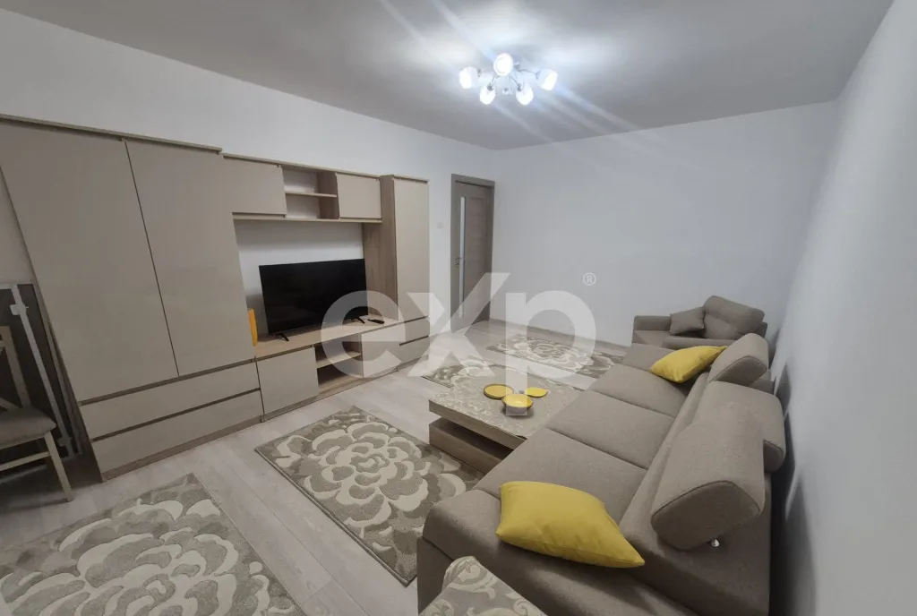 De inchiriat apartament cu 2 camere decomandat 45m2 zona