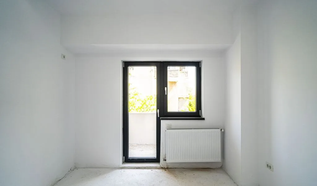 Ap 2 cam 46 mp etaj 1 4 langa metrou Pacii str Ma