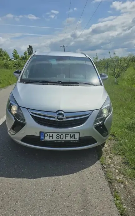 OPEL ZAFIRA 2014 4 750 eur