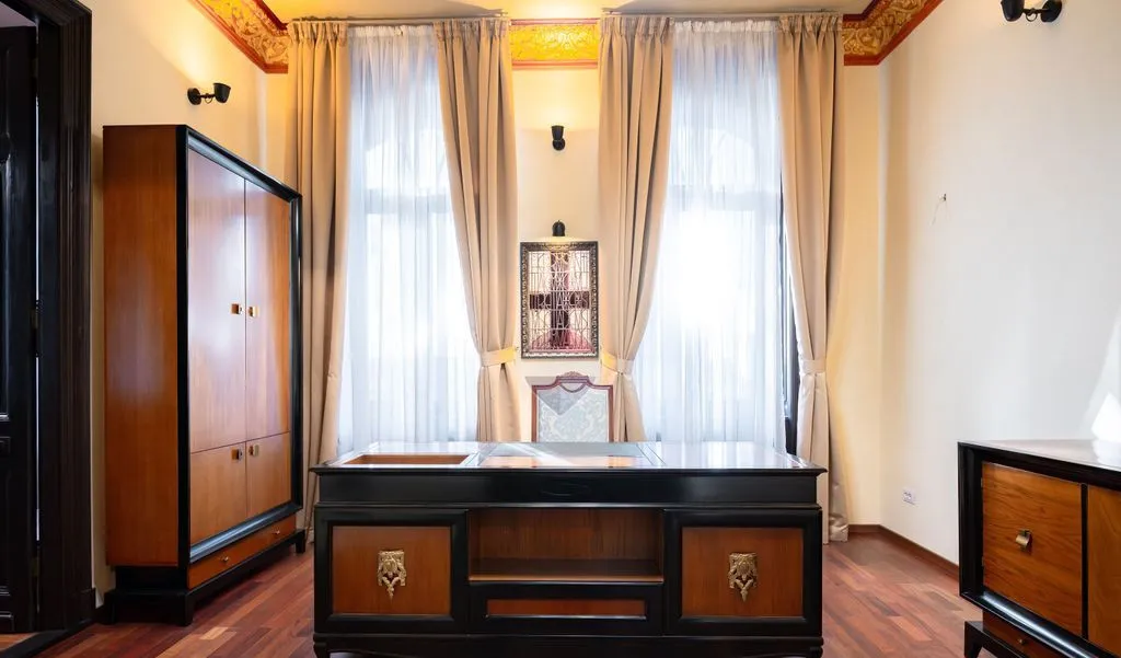 Apartament cu 3 camere de vanzare in zona Centrul Istoric