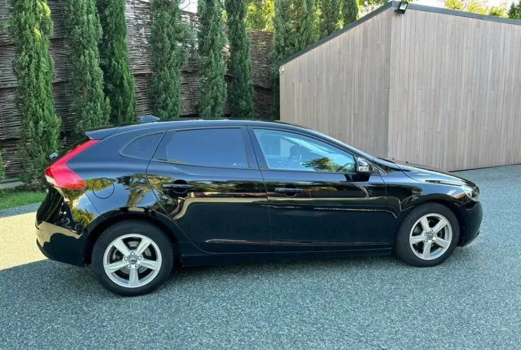 Volvo v40 /stare excelenta/propietar /2016 E6 8 500 eur