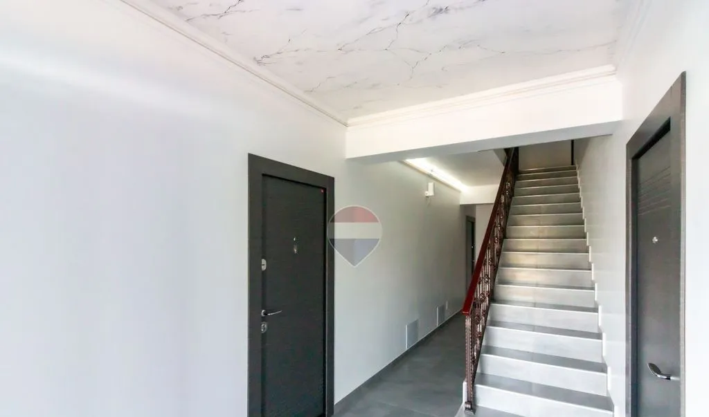 Spatiu de birouri/ bloc de vanzare in Bucuresti Ploiesti