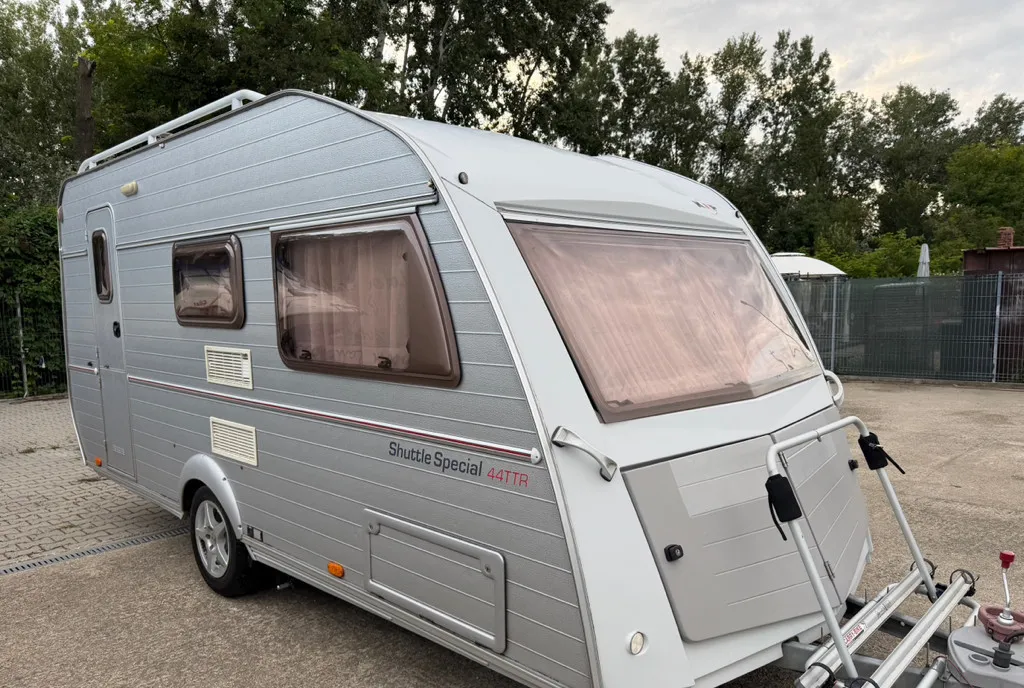 Rulota Kip bull bull Mover bull bull 2 Spatii de dormit bull bull 7 700 eur