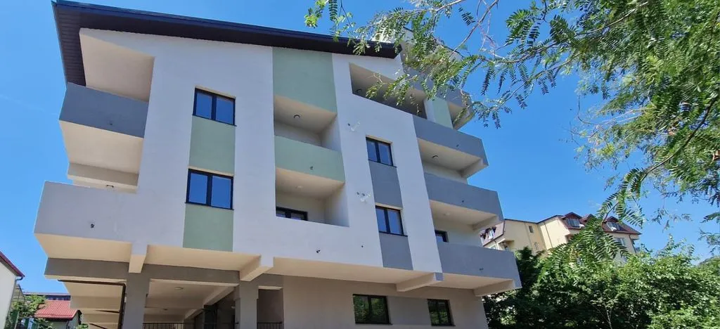 2 camere 60 mp decomandat etaj 4 Margelelor zona de c