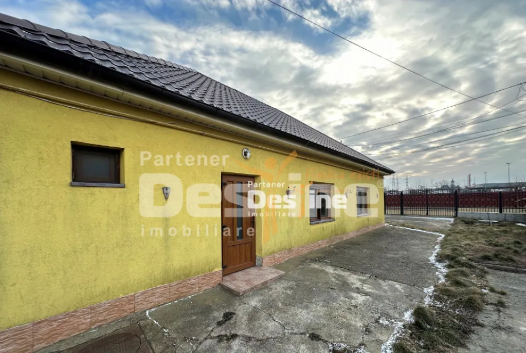 Casa P Pod 64 mp utili teren 450 mp - Pascani Kauflan