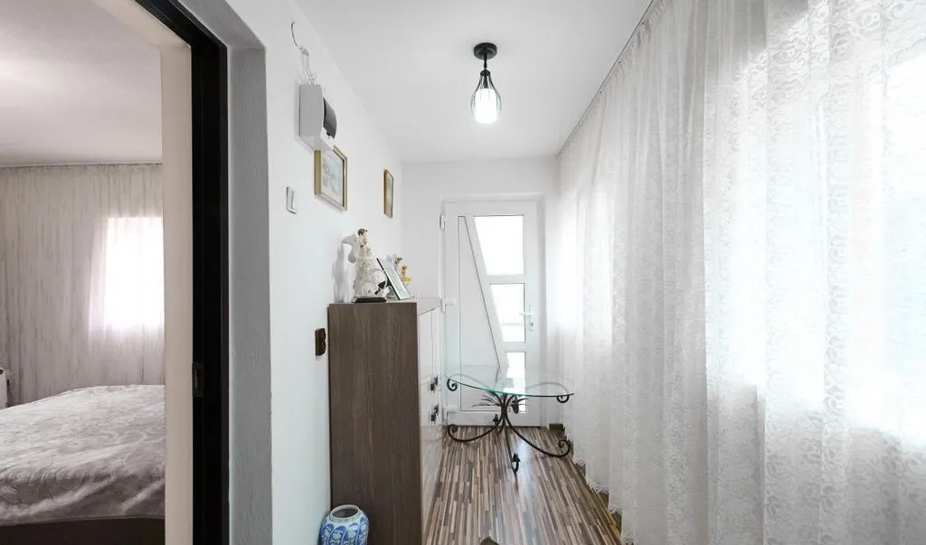 Casa anexa in Com Petresti Sat Gherghesti Dambovita