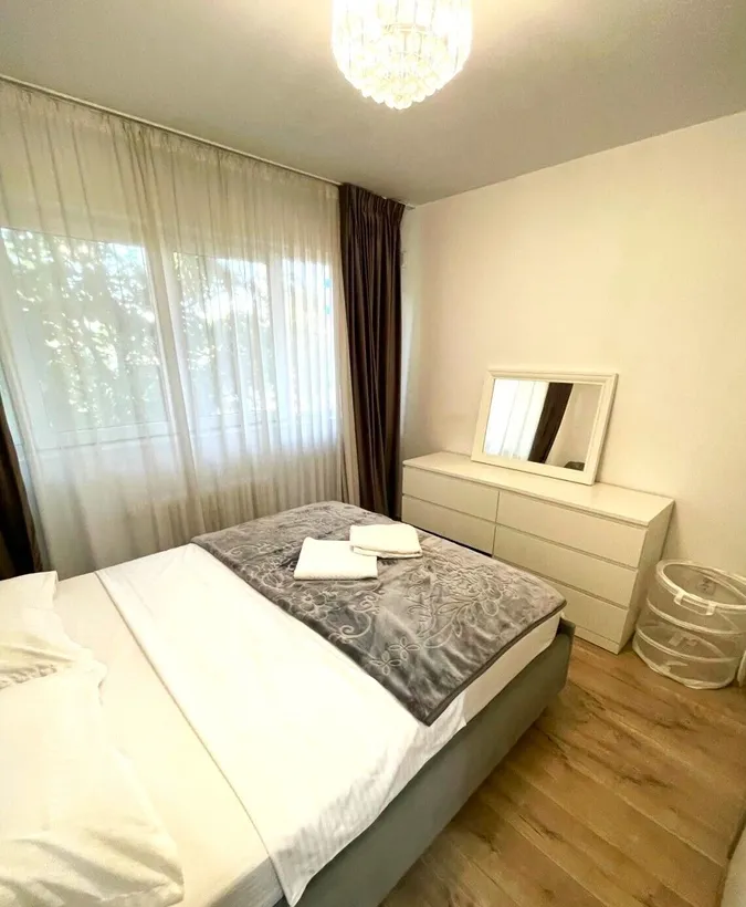 Iancu De Hunedoara 25 Piata Victoriei apartament cu 2 camere