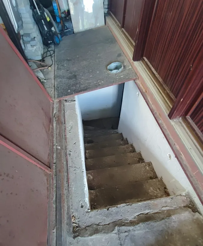 Vand vila 4 camere P 1 strada Barbu Bradescu nr 35 Colentina