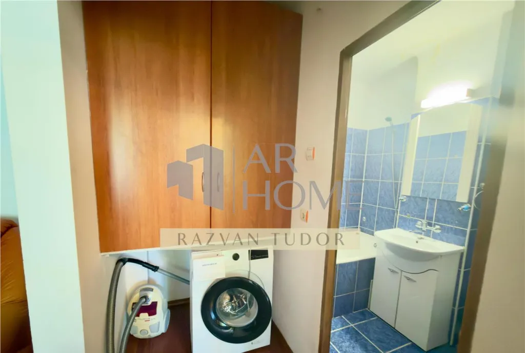 Apartament 3 camere mobilat utilat complet zona M Bravu