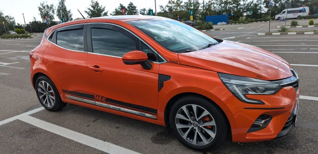 Clio Intense 1 0 TCE 100 CP Unic proprietar Stare perfecta Full 12 500 eur