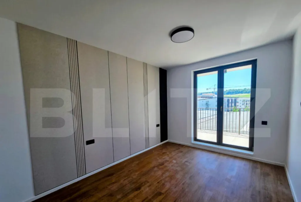 Apartament 2 camere terasa 24 mp 51 mp garaj Eroilor