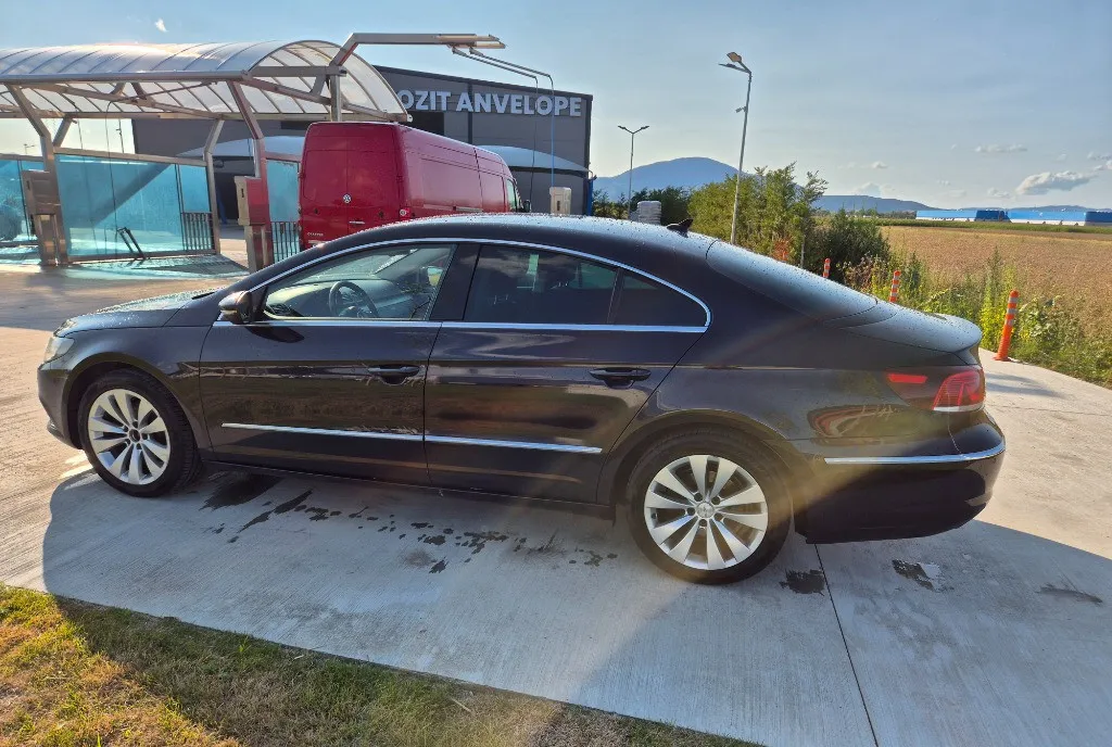 Volkswagen Passat CC Volkswagen Passat CC 2013 ndash 2 0 TDI 140 CP ndash Manuala 10 450 eur
