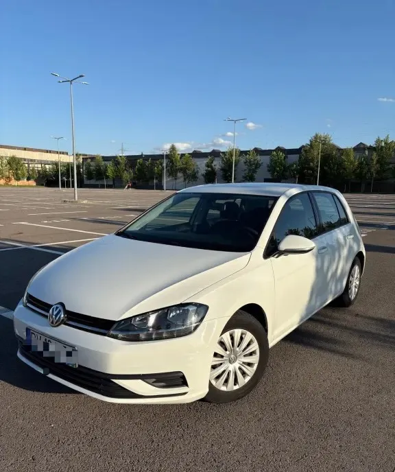 Volkswagen Golf 8 Trendline 1 0 TSI 115 CP 2020 50 900 km 12 600 eur