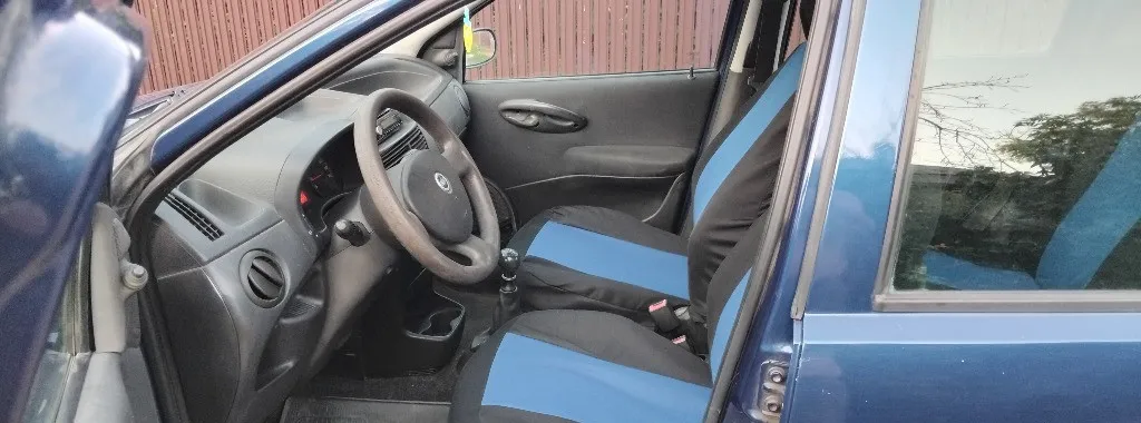 Fiat Punto Benzina 4 000 lei