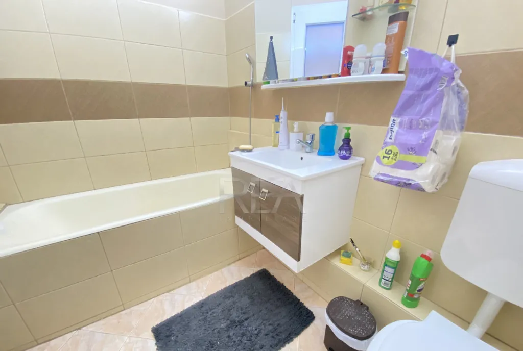 2 camere Decomandat 54 3 mp Petre Ispirescu