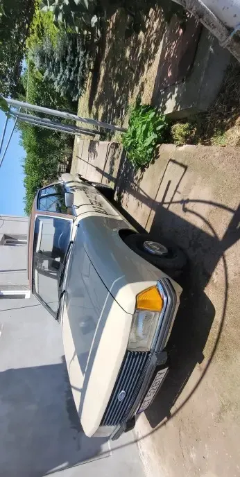 Se vinde Ford granada Mark 2 7 000 eur