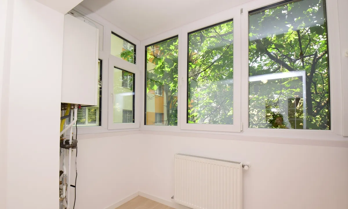 Rahova 3 camere decomandat renovat centrala proprie