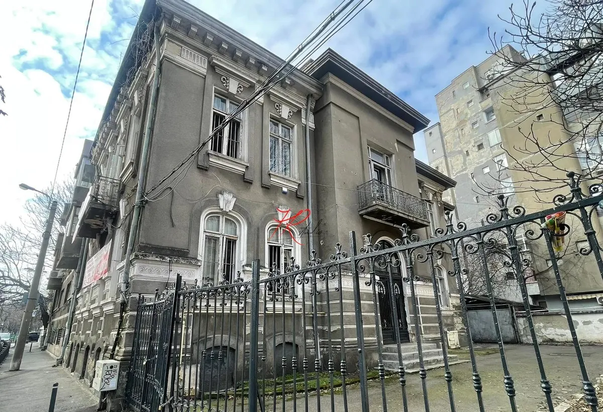 Cismigiu vanzare vila cu autorizatie