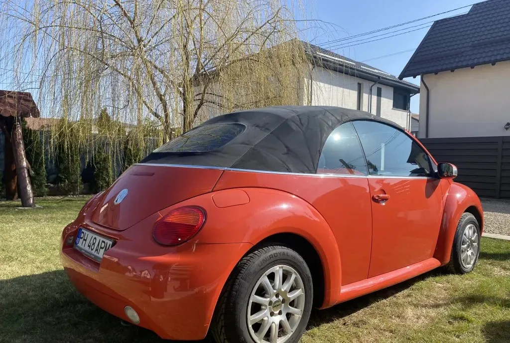 Vw New Beetle cabrio 4 400 eur